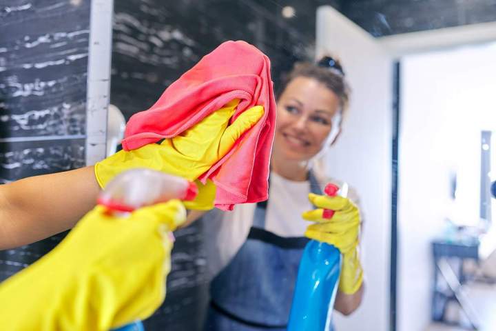 Spécialiste en nettoyage de salle de bain Montréal